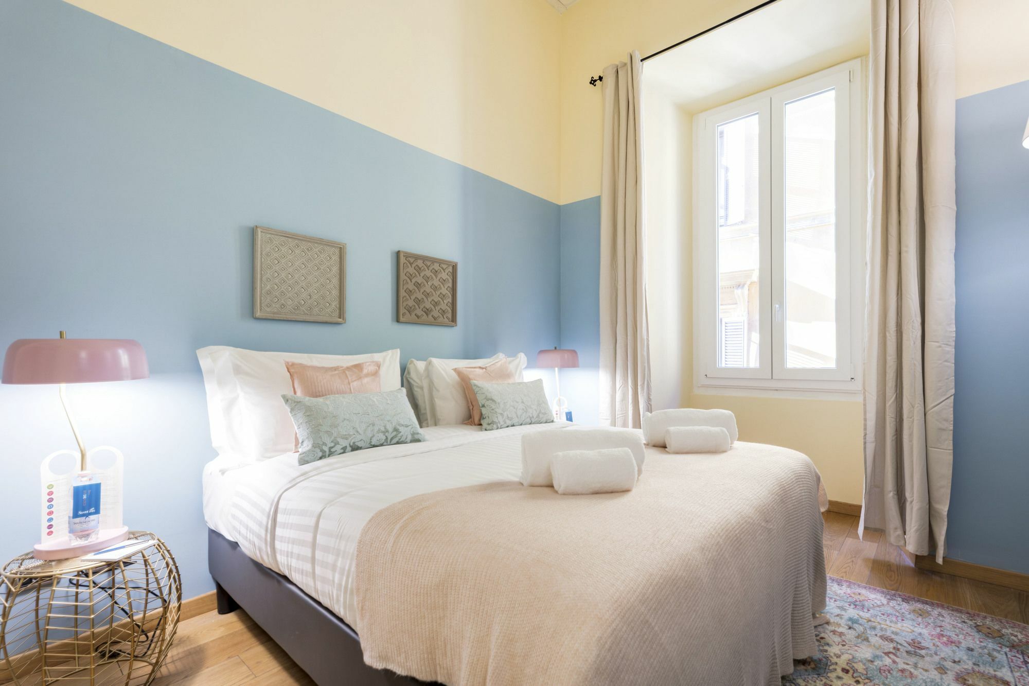 Sweet - Pantheon Apartment